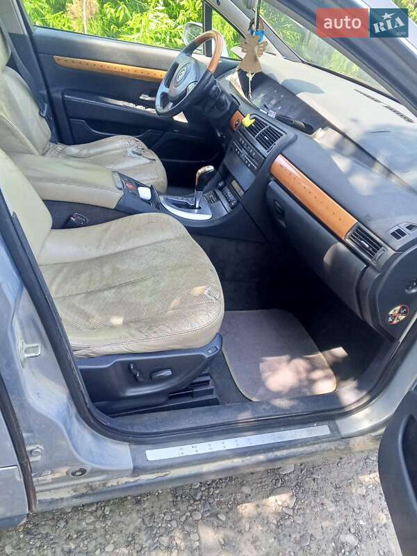 Хэтчбек Renault Vel Satis 2003 в Кицмани