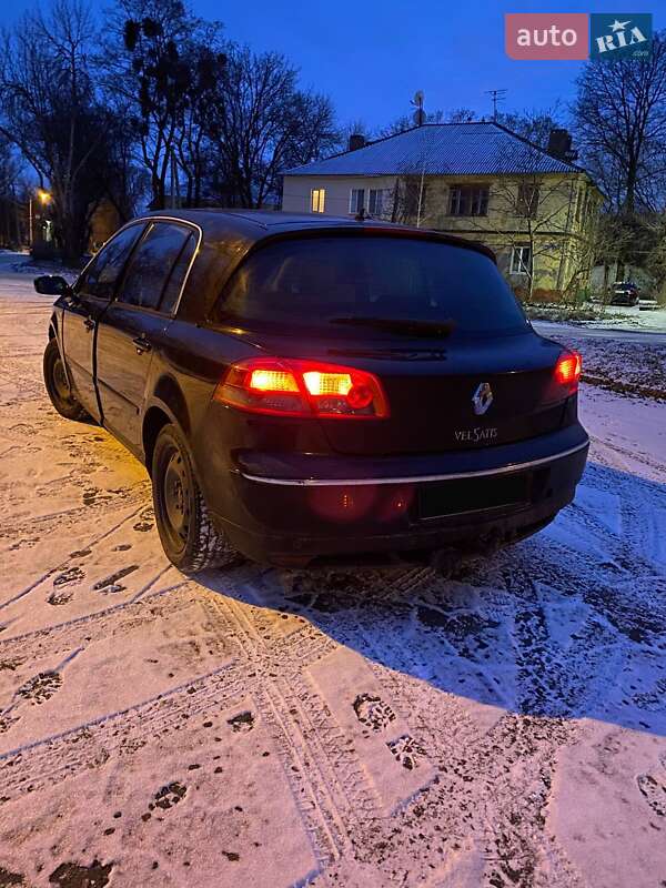 Хэтчбек Renault Vel Satis 2002 в Краматорске