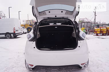 Хэтчбек Renault Zoe 2015 в Ровно