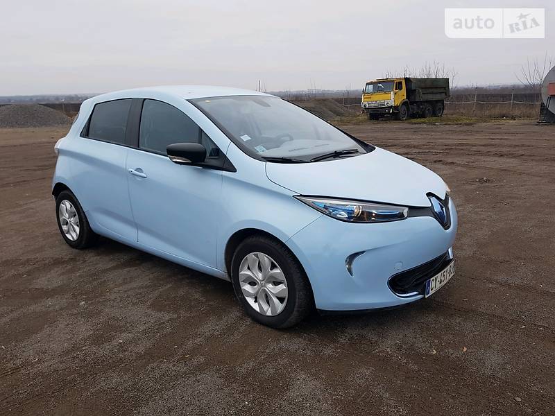 Хэтчбек Renault Zoe 2013 в Дубно