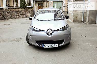 Хетчбек Renault Zoe 2014 в 