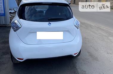 Хетчбек Renault Zoe 2014 в 