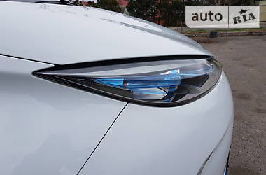 Хетчбек Renault Zoe 2013 в 