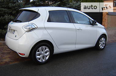 Хэтчбек Renault Zoe 2014 в Киеве