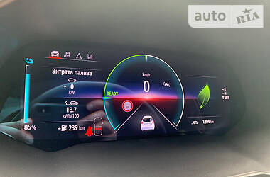 Хэтчбек Renault Zoe 2020 в 