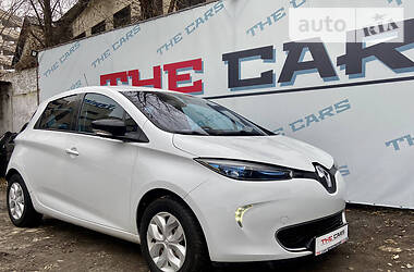 Хэтчбек Renault Zoe 2015 в Киеве