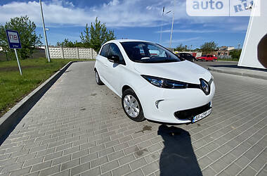 Хэтчбек Renault Zoe 2015 в Виннице