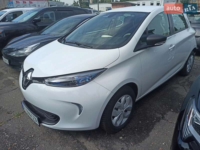 Хэтчбек Renault Zoe 2018 в 