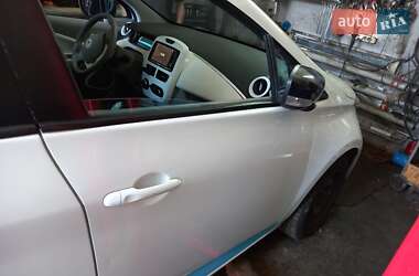 Хэтчбек Renault Zoe 2015 в Киеве