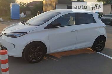 Хетчбек Renault Zoe 2015 в Києві