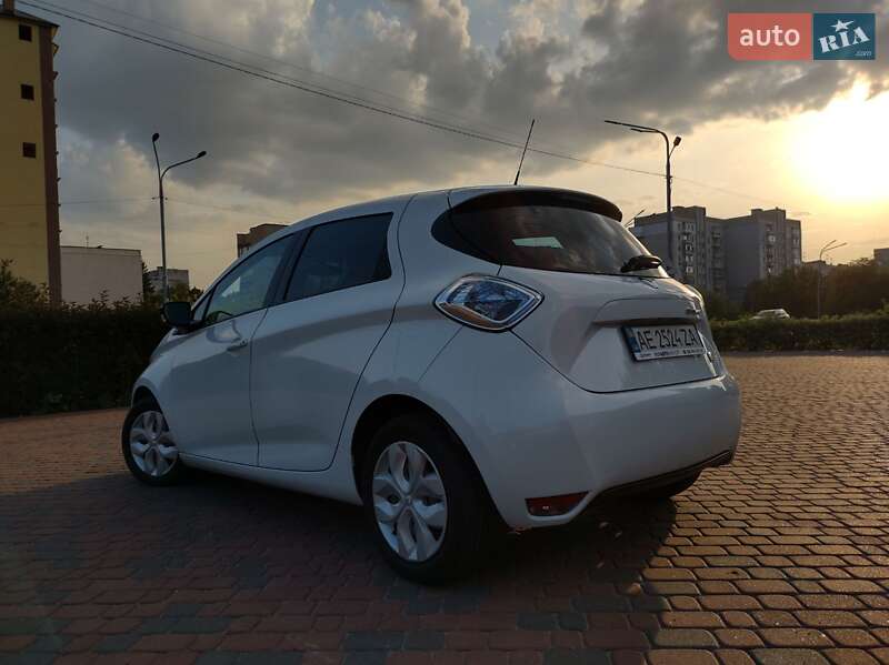 Хетчбек Renault Zoe 2015 в Павлограді