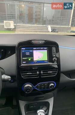 Хэтчбек Renault Zoe 2018 в 