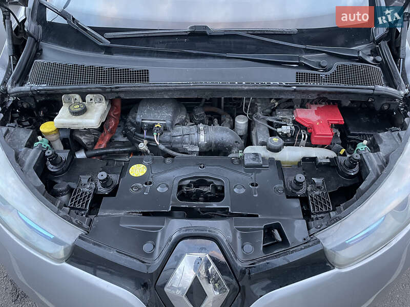 Хэтчбек Renault Zoe 2015 в Киеве фото 16 Хэтчбек Renault Zoe 2015 в Киеве