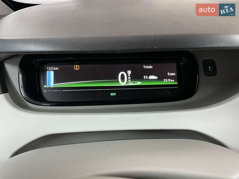 Хэтчбек Renault Zoe 2015 в Киеве фото 33 Хэтчбек Renault Zoe 2015 в Киеве
