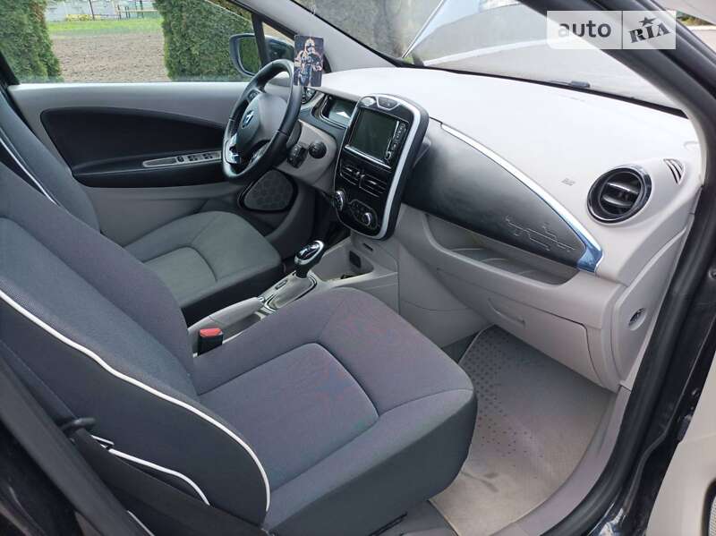 Хэтчбек Renault Zoe 2013 в Дубно