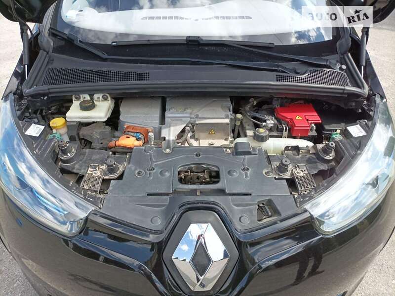 Хэтчбек Renault Zoe 2013 в Дубно