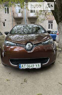 Хэтчбек Renault Zoe 2015 в Ивано-Франковске