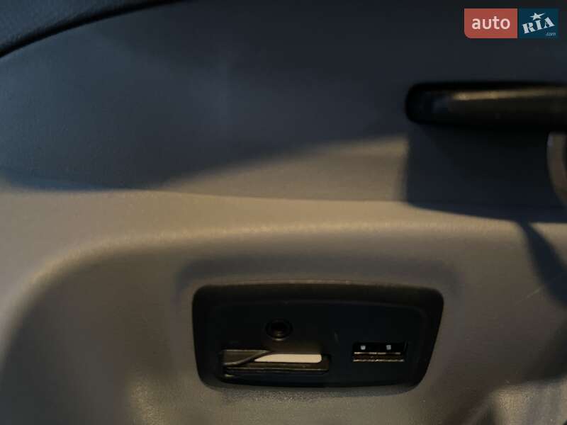 Хетчбек Renault Zoe 2018 в Підгайцях