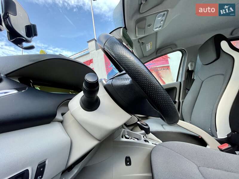 Хетчбек Renault Zoe 2015 в Львові