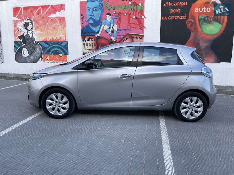 Хетчбек Renault Zoe 2015 в Львові