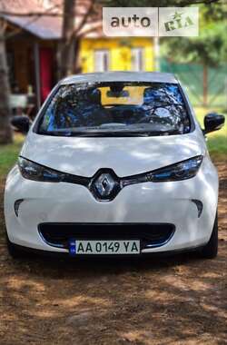 Хэтчбек Renault Zoe 2013 в 