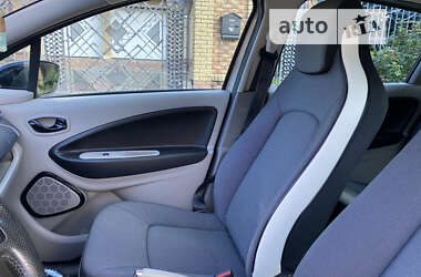 Хэтчбек Renault Zoe 2014 в 