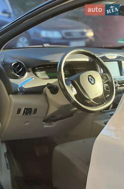 Хэтчбек Renault Zoe 2013 в Черновцах