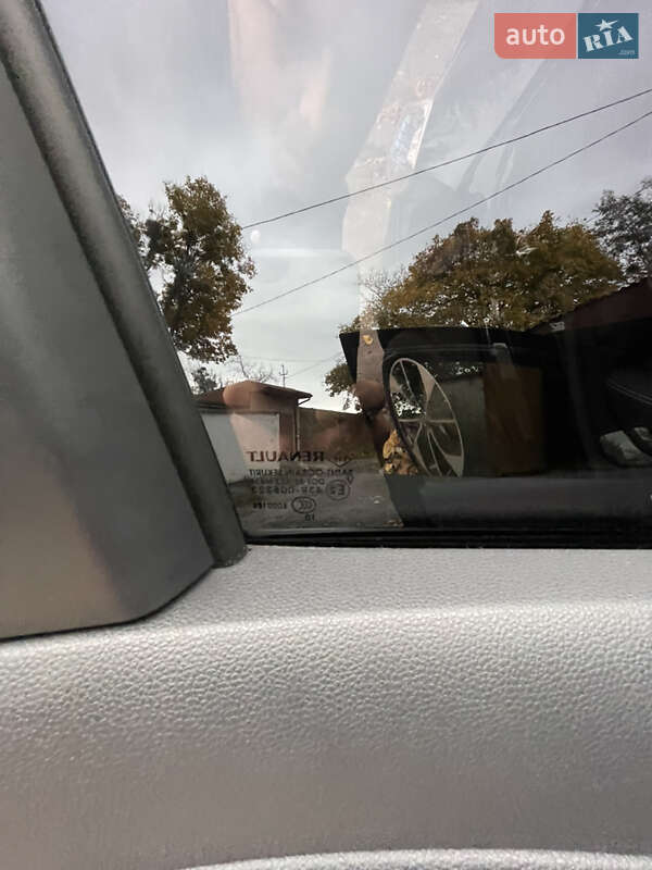 Хэтчбек Renault Zoe 2019 в Львове фото 17 Хэтчбек Renault Zoe 2019 в Львове