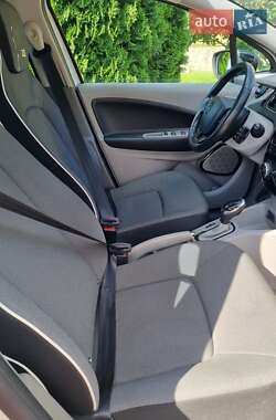 Хэтчбек Renault Zoe 2013 в 