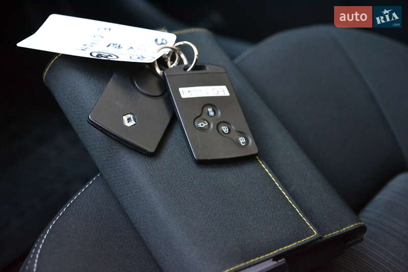 Хэтчбек Renault Zoe 2019 в Луцке фото 23 Хэтчбек Renault Zoe 2019 в Луцке