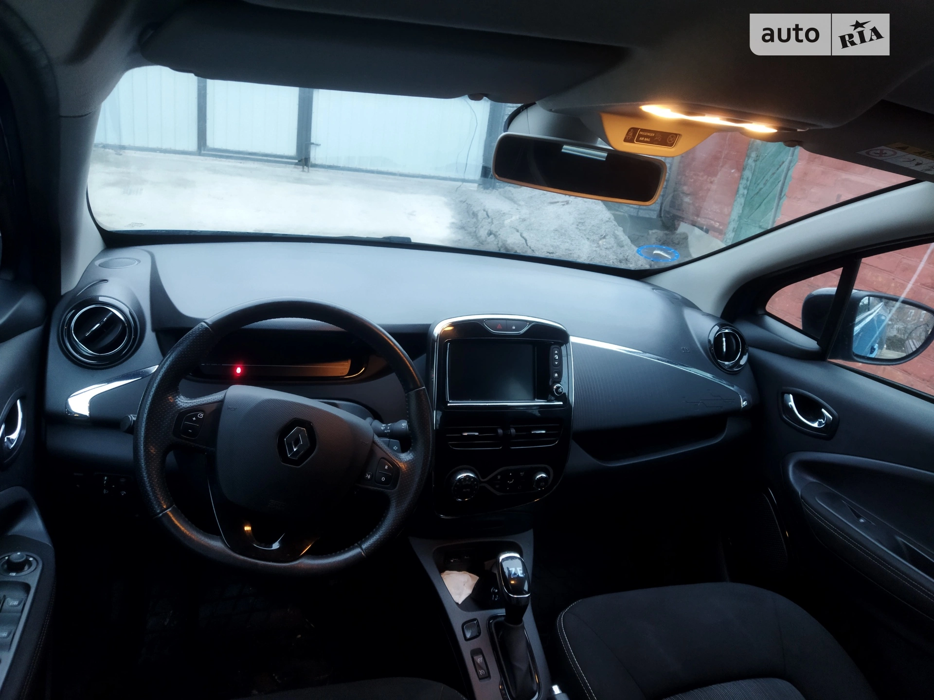 2017 Renault ZOE - мініатюра 10