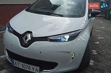 Хэтчбек Renault Zoe 2019 в 