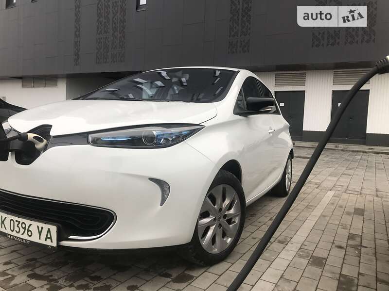 Хэтчбек Renault Zoe 2015 в Ровно