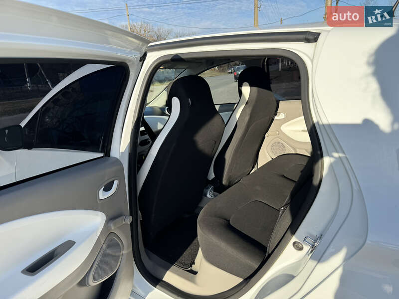 Хэтчбек Renault Zoe 2017 в Полтаве