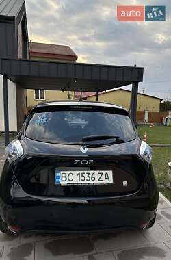 Хэтчбек Renault Zoe 2015 в 