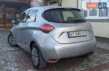 Хэтчбек Renault Zoe 2021 в 
