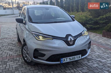 Хэтчбек Renault Zoe 2021 в 