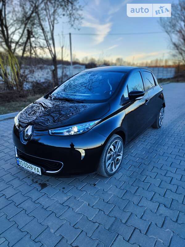 Хэтчбек Renault Zoe 2015 в Копычинце