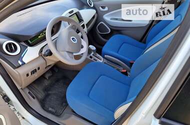 Хетчбек Renault Zoe 2014 в Чернівцях