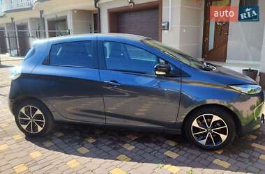 Хэтчбек Renault Zoe 2017 в 