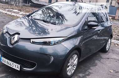 Хэтчбек Renault Zoe 2018 в 