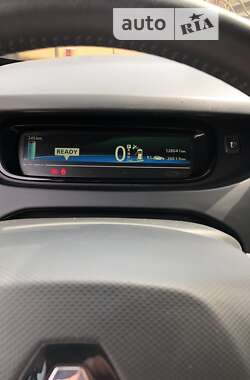 Хетчбек Renault Zoe 2019 в Дніпрі