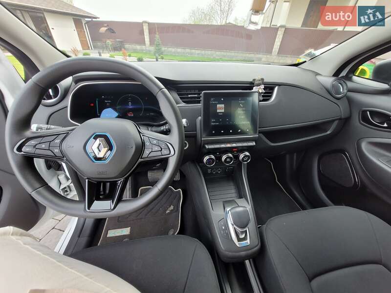 Хэтчбек Renault Zoe 2019 в Дубно