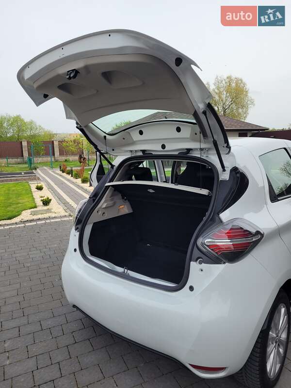 Хэтчбек Renault Zoe 2019 в Дубно