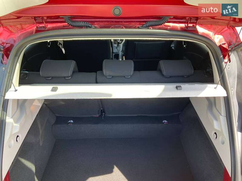 Хэтчбек Renault Zoe 2019 в Дубно