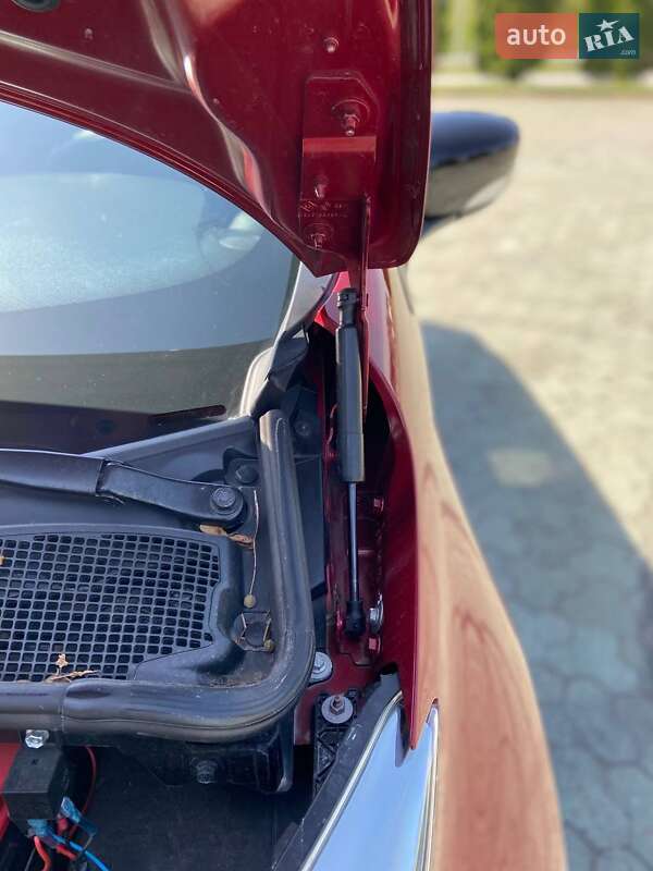 Хэтчбек Renault Zoe 2019 в Дубно