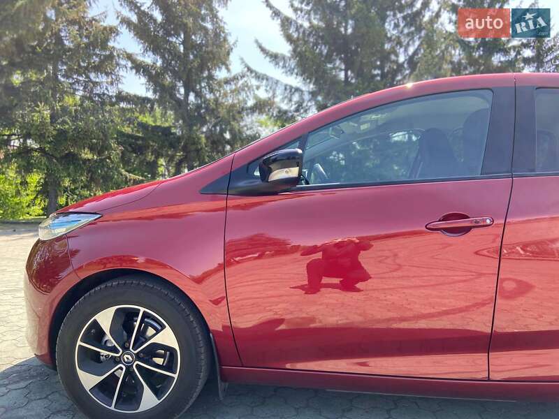 Хэтчбек Renault Zoe 2019 в Дубно