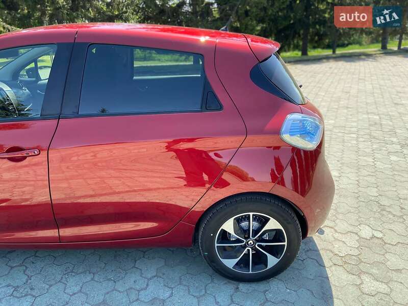 Хэтчбек Renault Zoe 2019 в Дубно