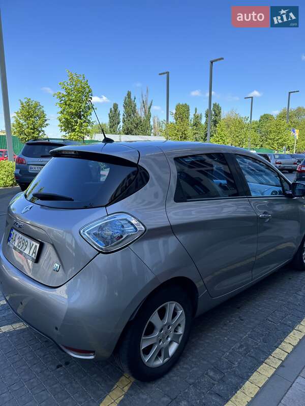 Хетчбек Renault Zoe 2014 в Києві