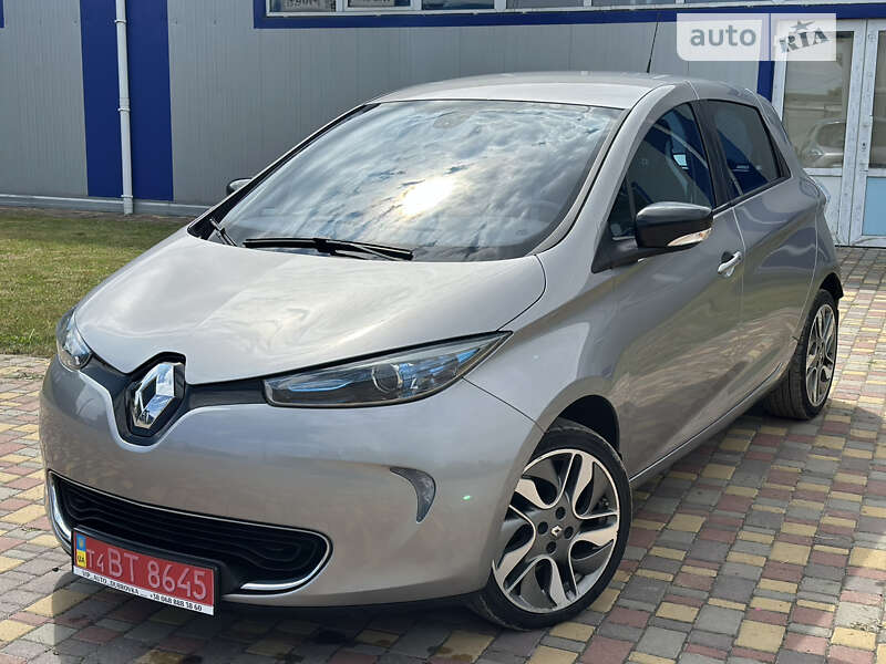 Хетчбек Renault Zoe 2016 в Сарнах